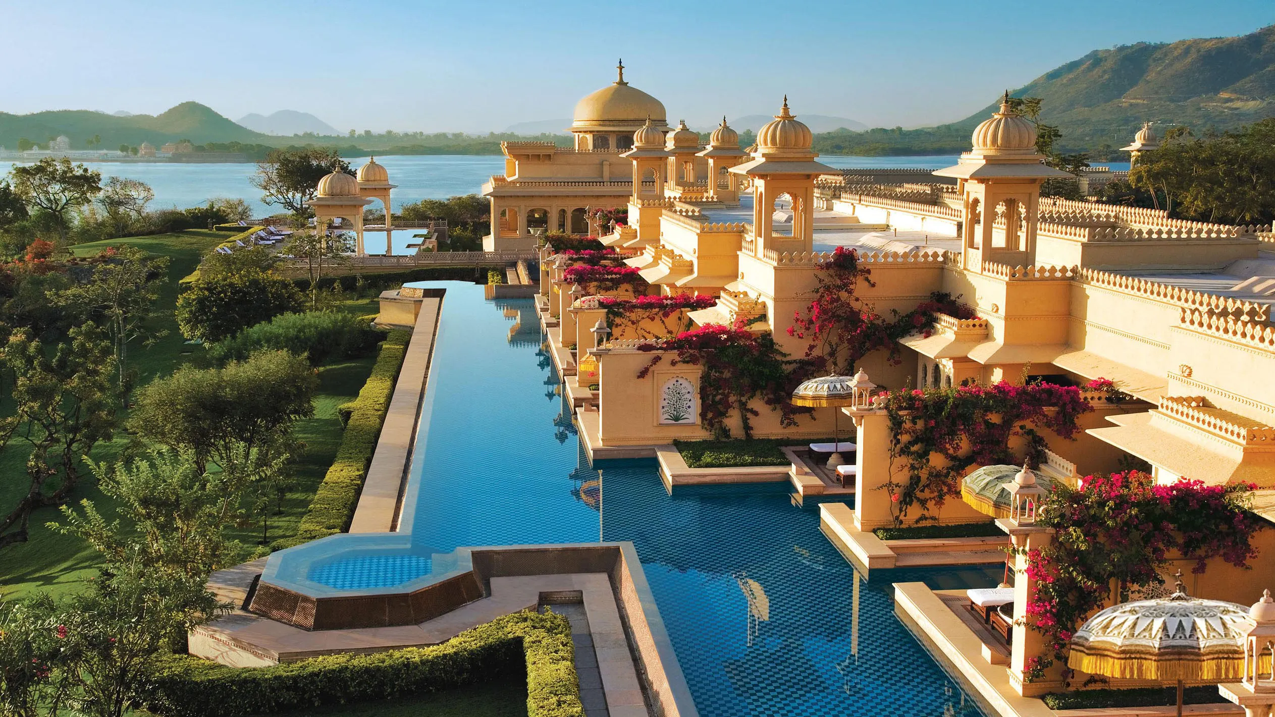 Luxury Hotels in Udaipur - Experience Royal Hospitality